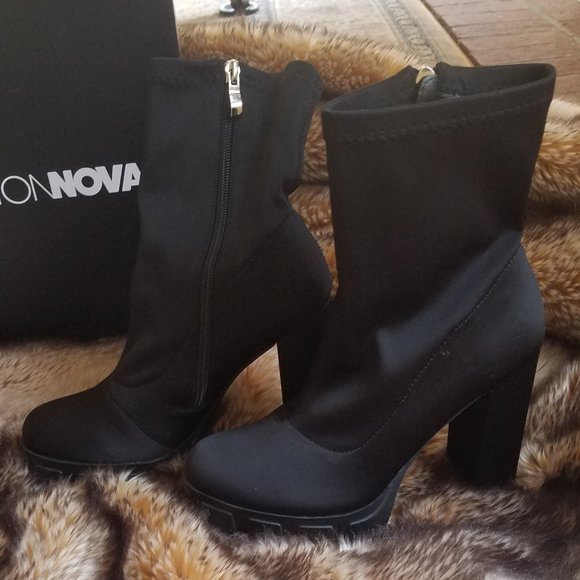 Black Lug Sole Platform Booties Chunky Heel - Picture 3 of 5